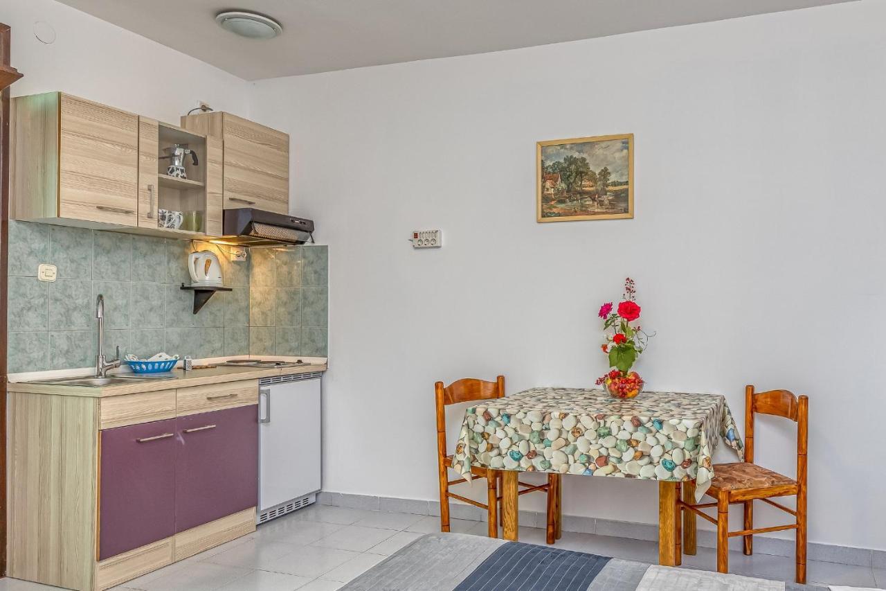 Apartments Bastovanovic Rovinj Ngoại thất bức ảnh