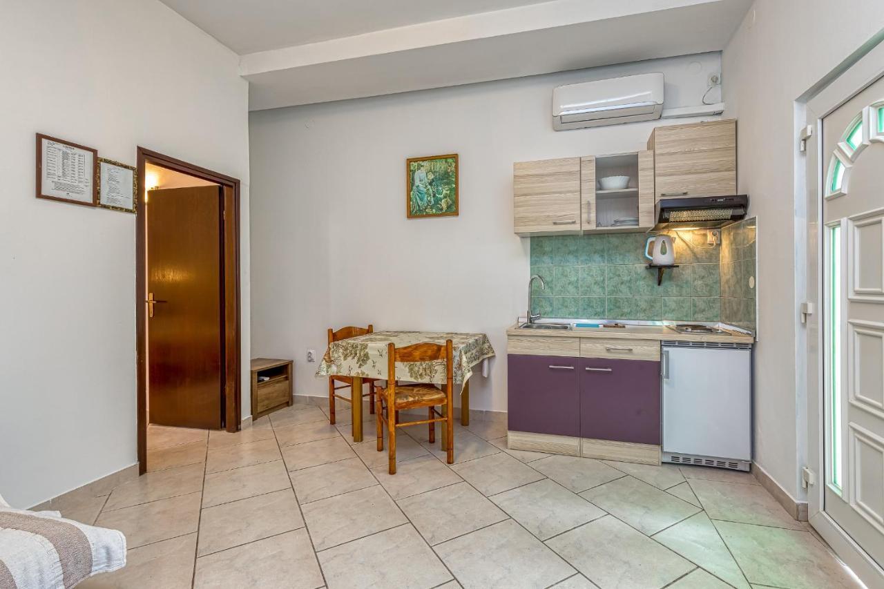 Apartments Bastovanovic Rovinj Ngoại thất bức ảnh